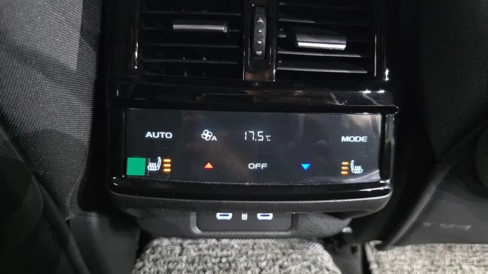 Renault-KoreaSamsung Grand Koleos