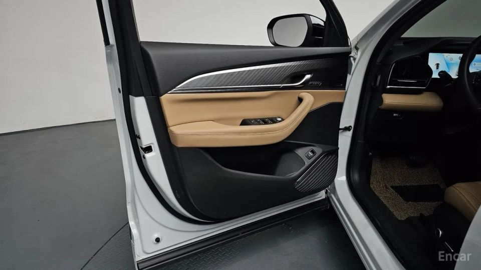 Renault-KoreaSamsung Grand Koleos