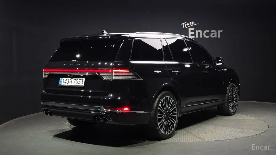 Lincoln Aviator