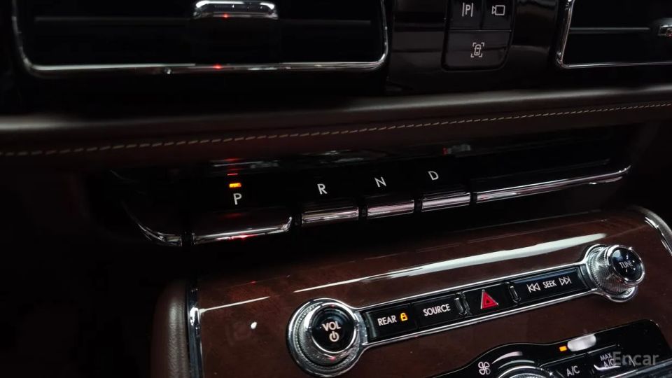 Lincoln Aviator