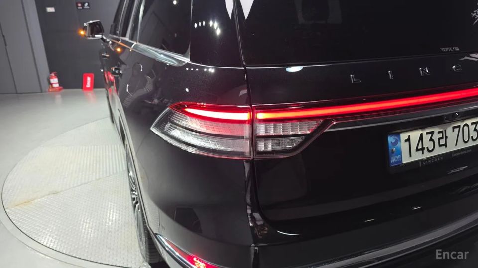 Lincoln Aviator