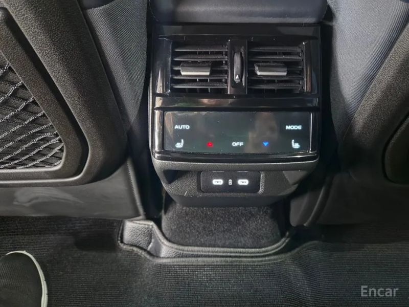 Renault-KoreaSamsung Grand Koleos
