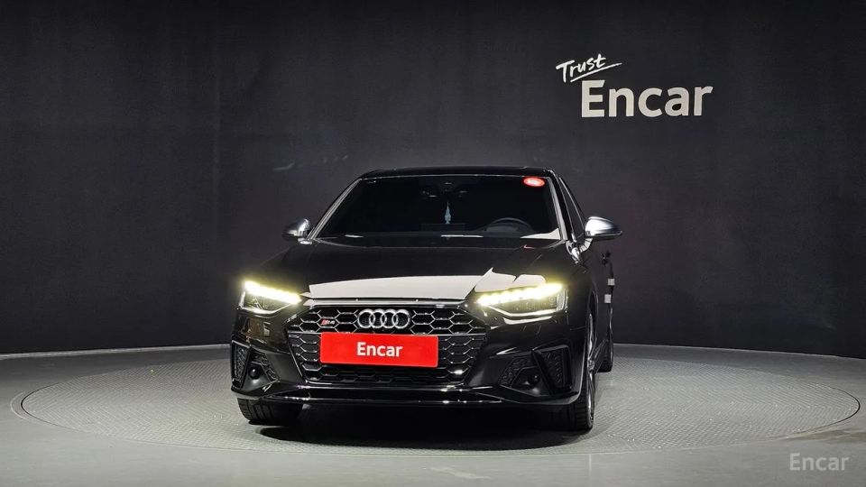 Audi S4