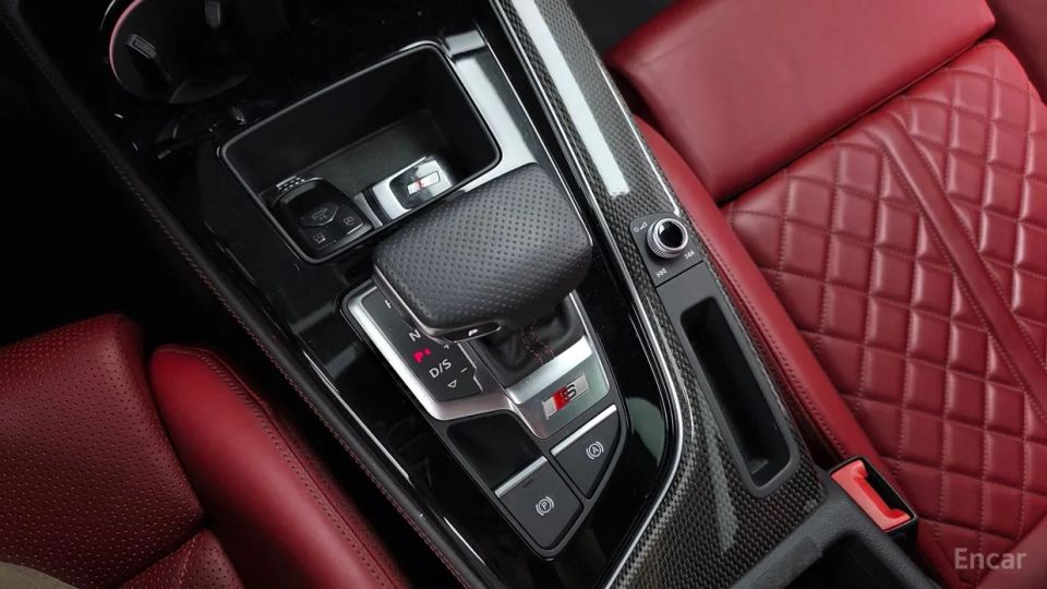 Audi S5
