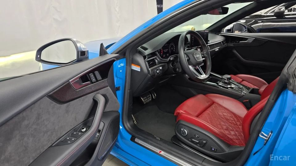 Audi S5