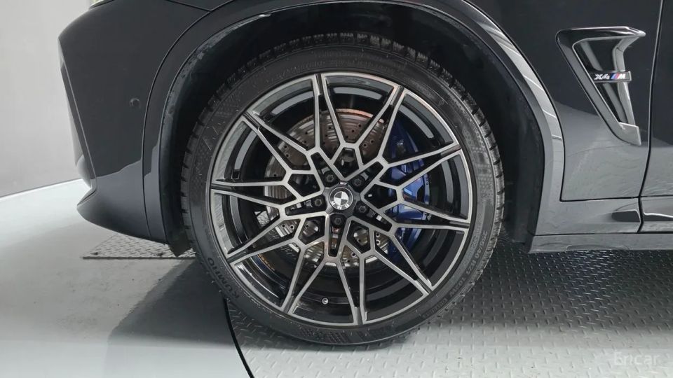 BMW X4M