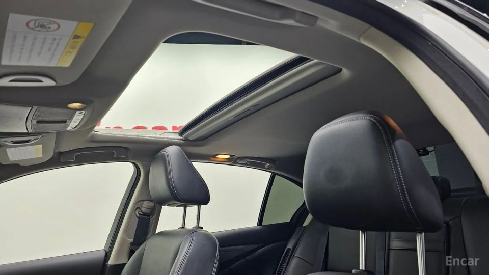 Infiniti Q50