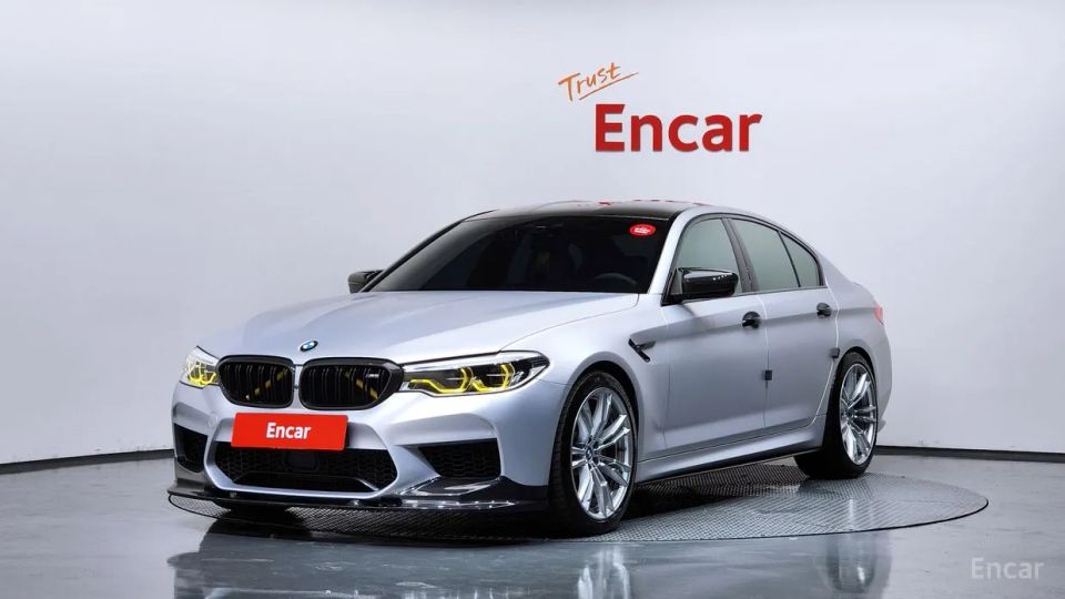 BMW M5
