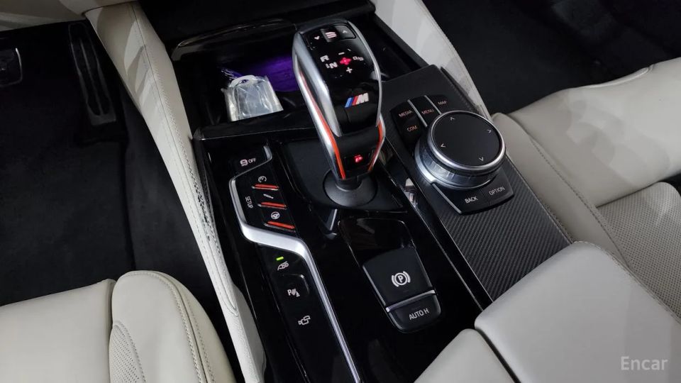 BMW M5