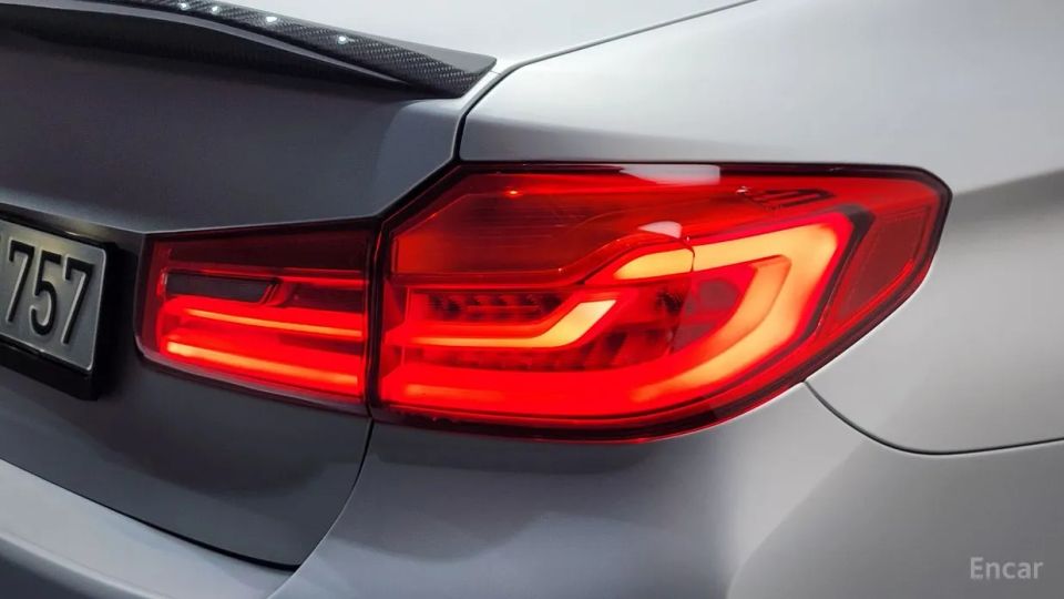 BMW M5