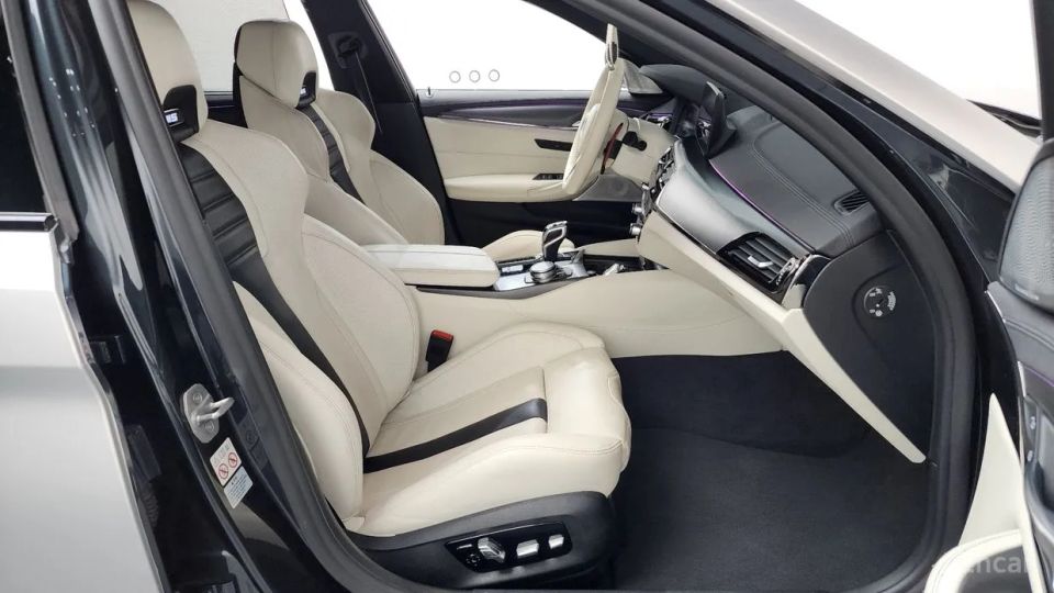 BMW M5