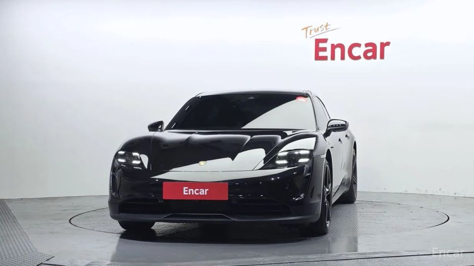 Porsche Taycan
