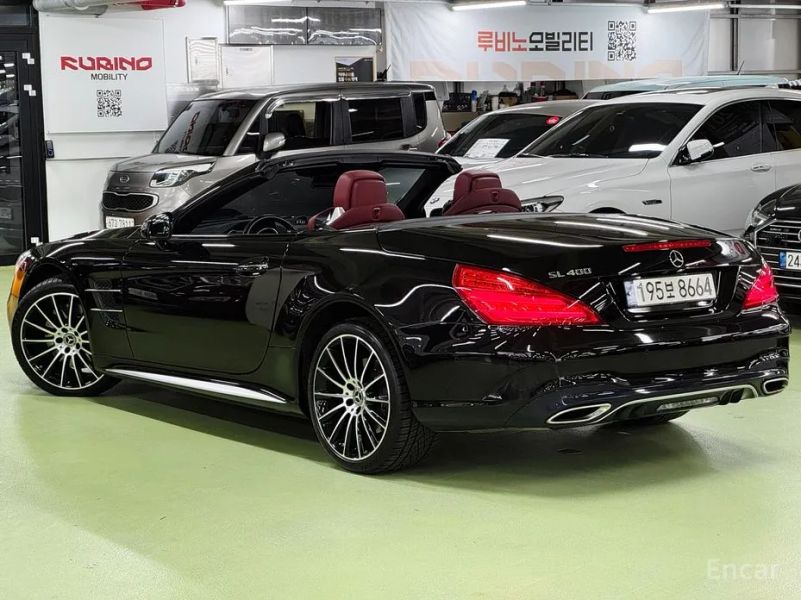 Mercedes-Benz SL-Class