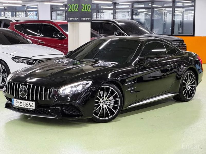 Mercedes-Benz SL-Class