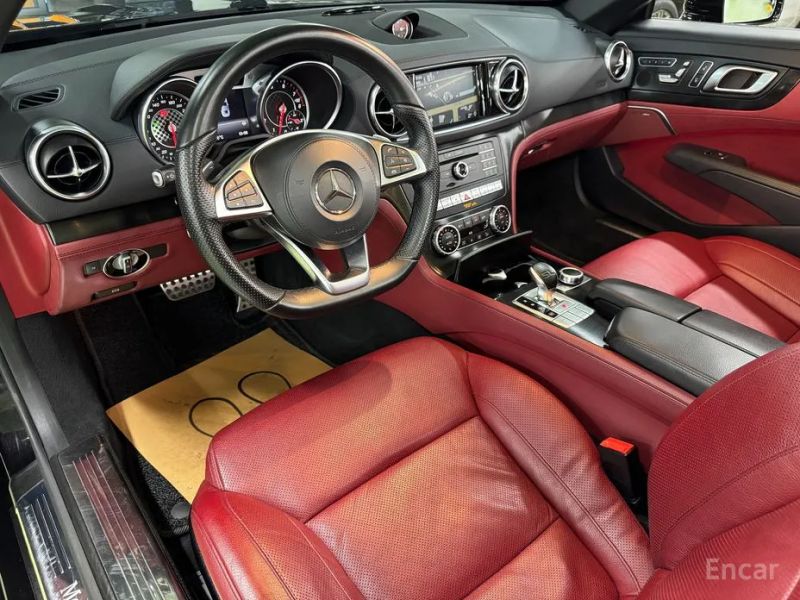Mercedes-Benz SL-Class