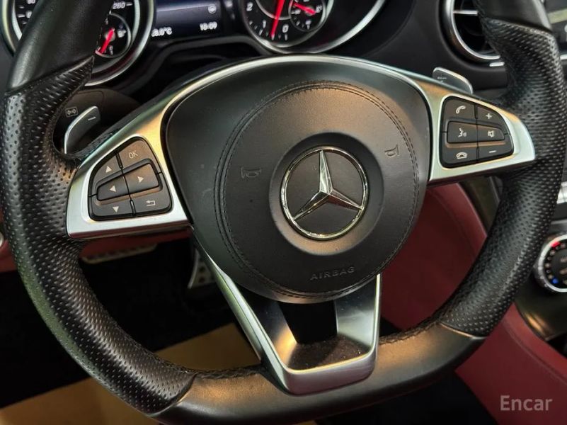 Mercedes-Benz SL-Class