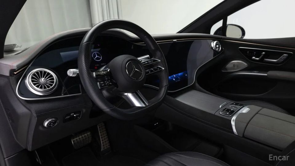Mercedes-Benz EQS