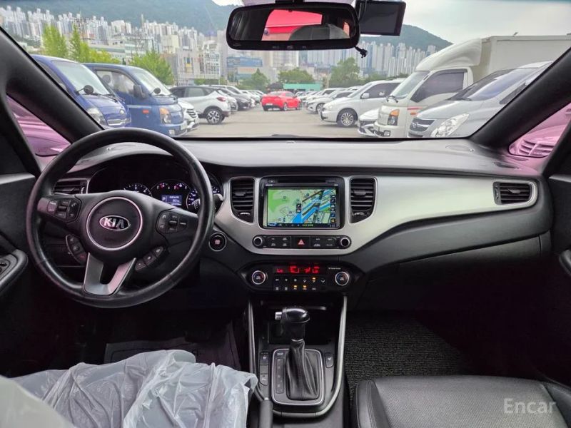 Kia Carens