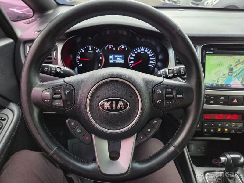 Kia Carens