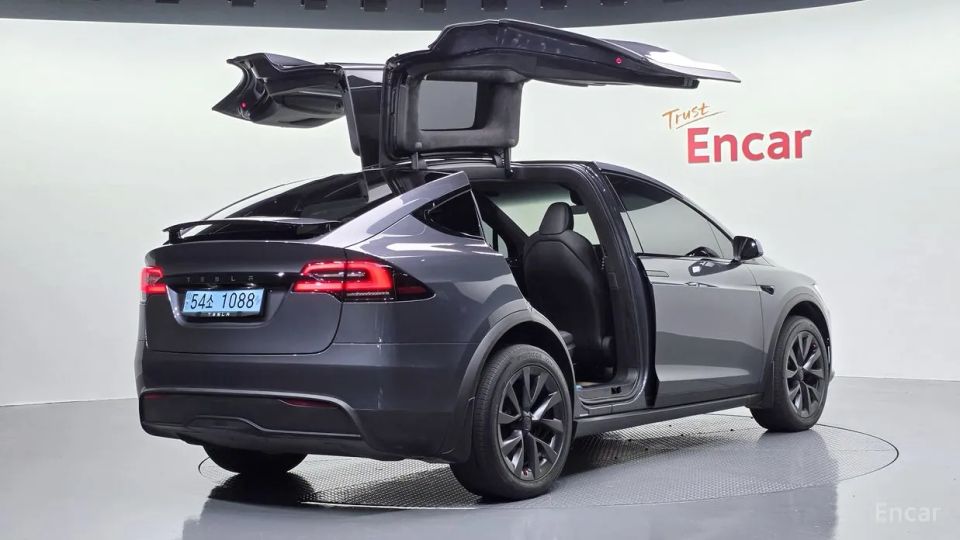 Tesla model-x