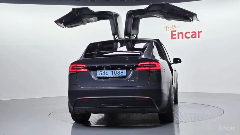 Tesla model-x
