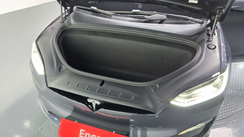 Tesla model-x