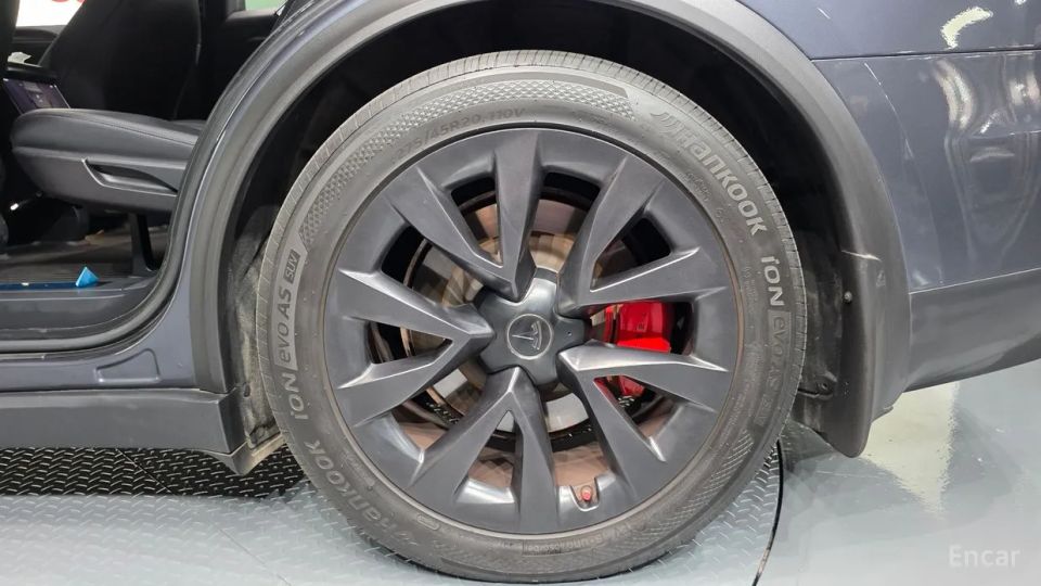 Tesla model-x