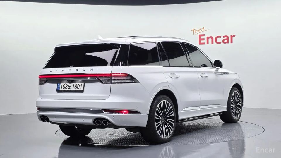 Lincoln Aviator