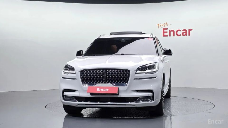 Lincoln Aviator