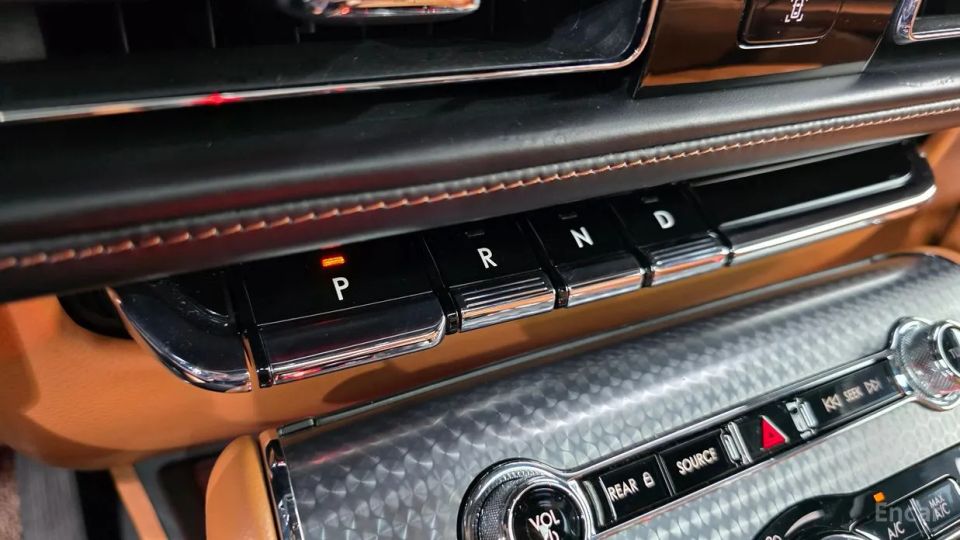 Lincoln Aviator