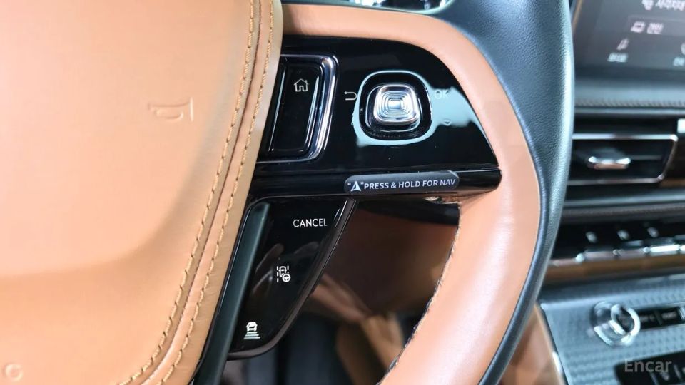 Lincoln Aviator