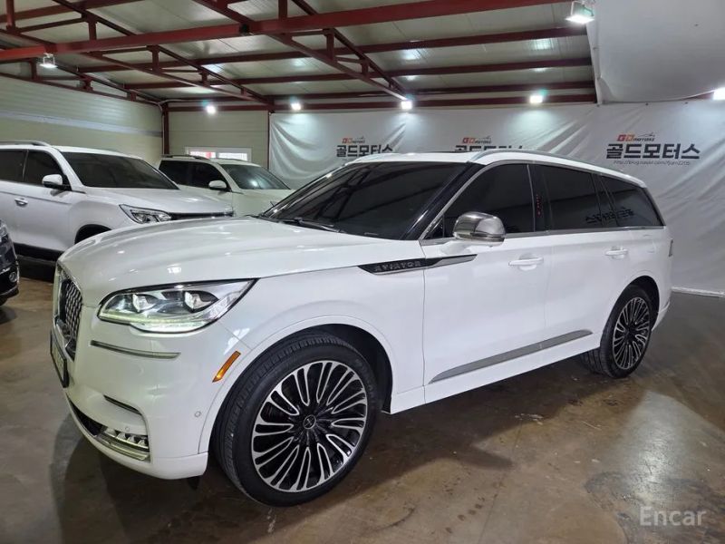 Lincoln Aviator