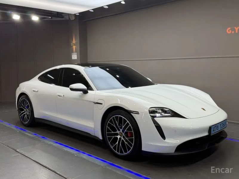 Porsche Taycan