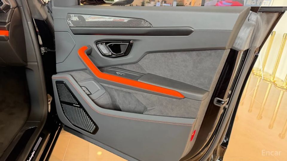 Lamborghini urus