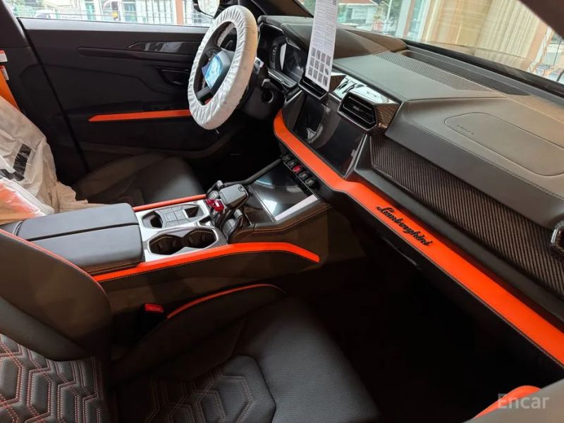 Lamborghini urus