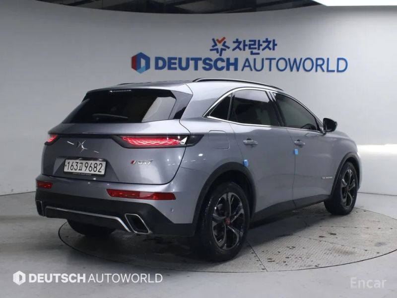 Citroen-DS DS7