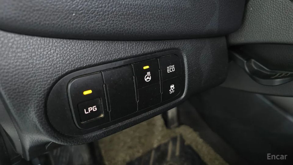 Kia Carens