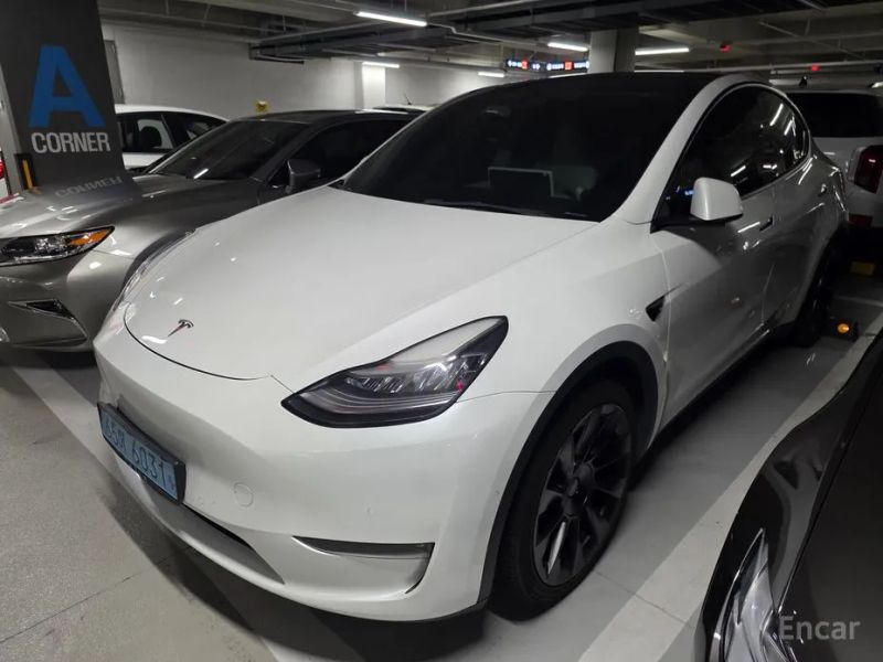 Tesla model-y