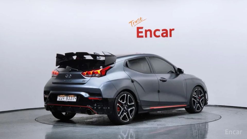 Hyundai Veloster