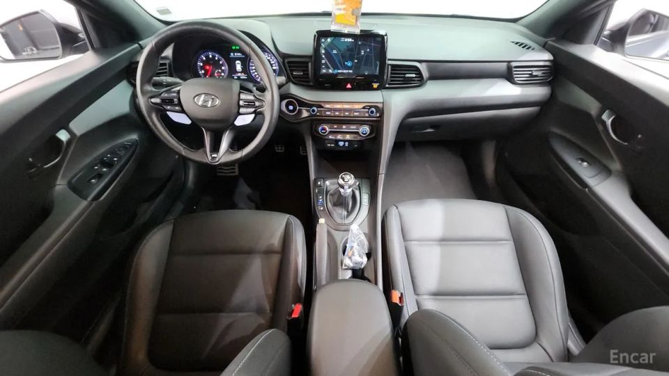 Hyundai Veloster