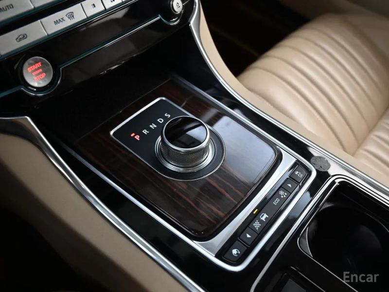 Jaguar xf