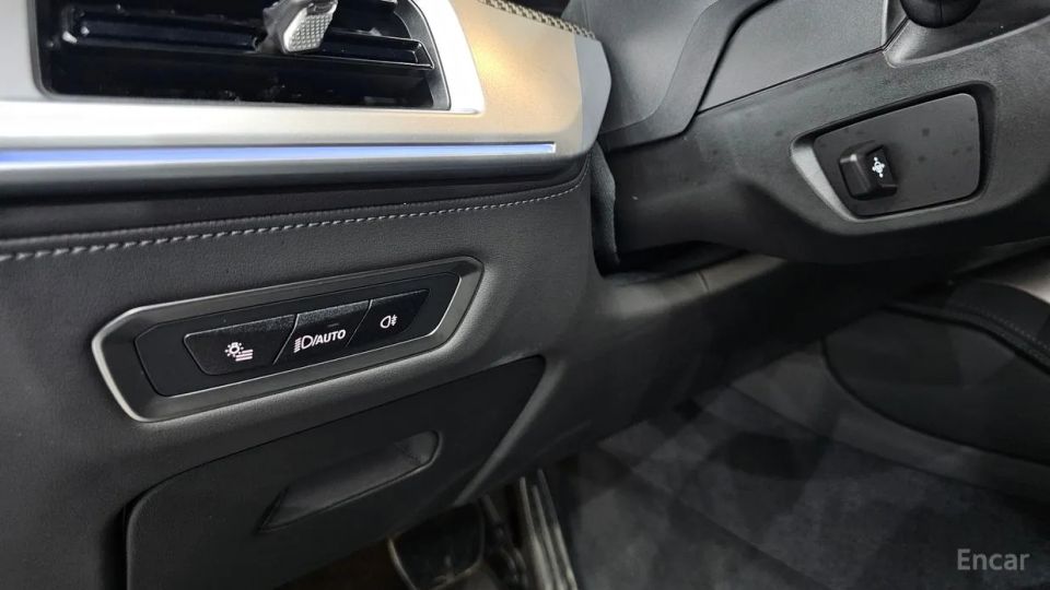 BMW XM