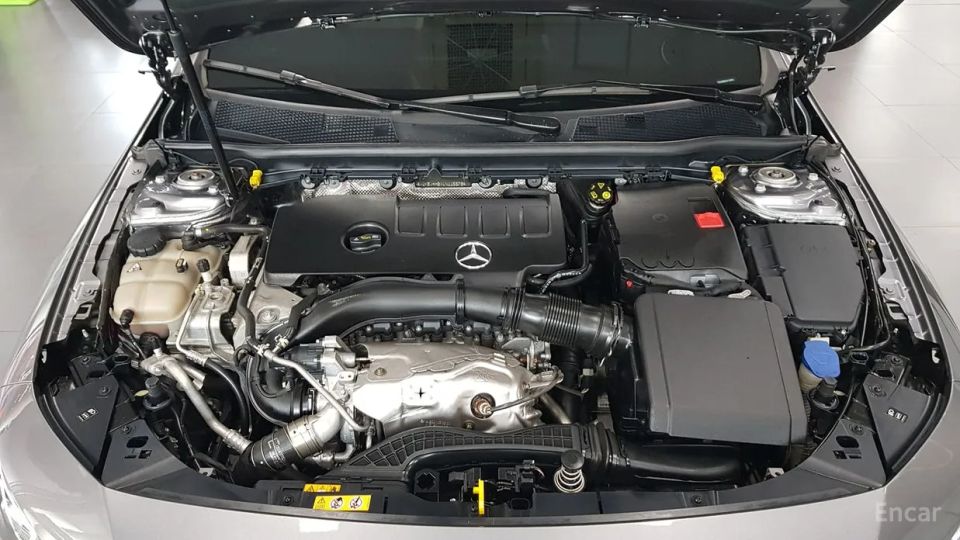 Mercedes-Benz CLA-Class