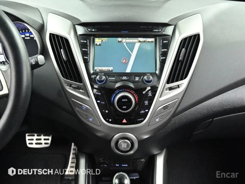 Hyundai Veloster