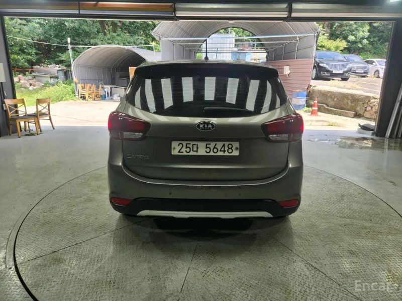Kia Carens