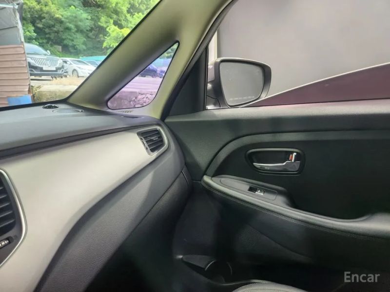 Kia Carens