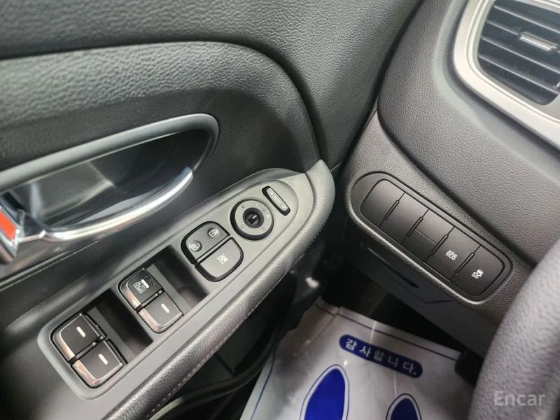 Kia Carens
