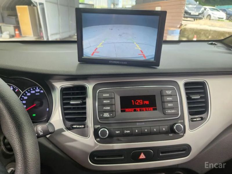 Kia Carens