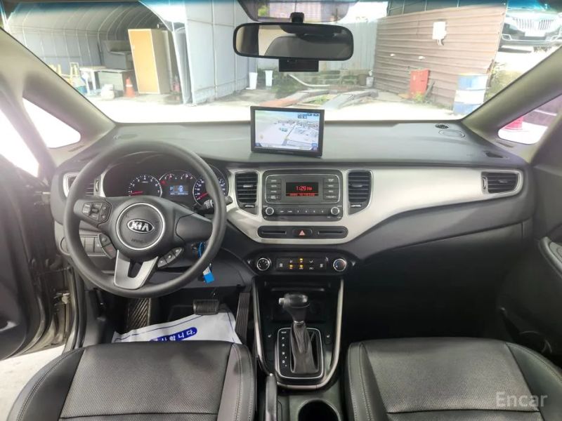 Kia Carens
