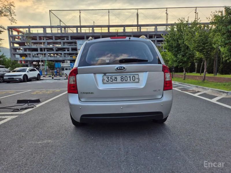 Kia Carens